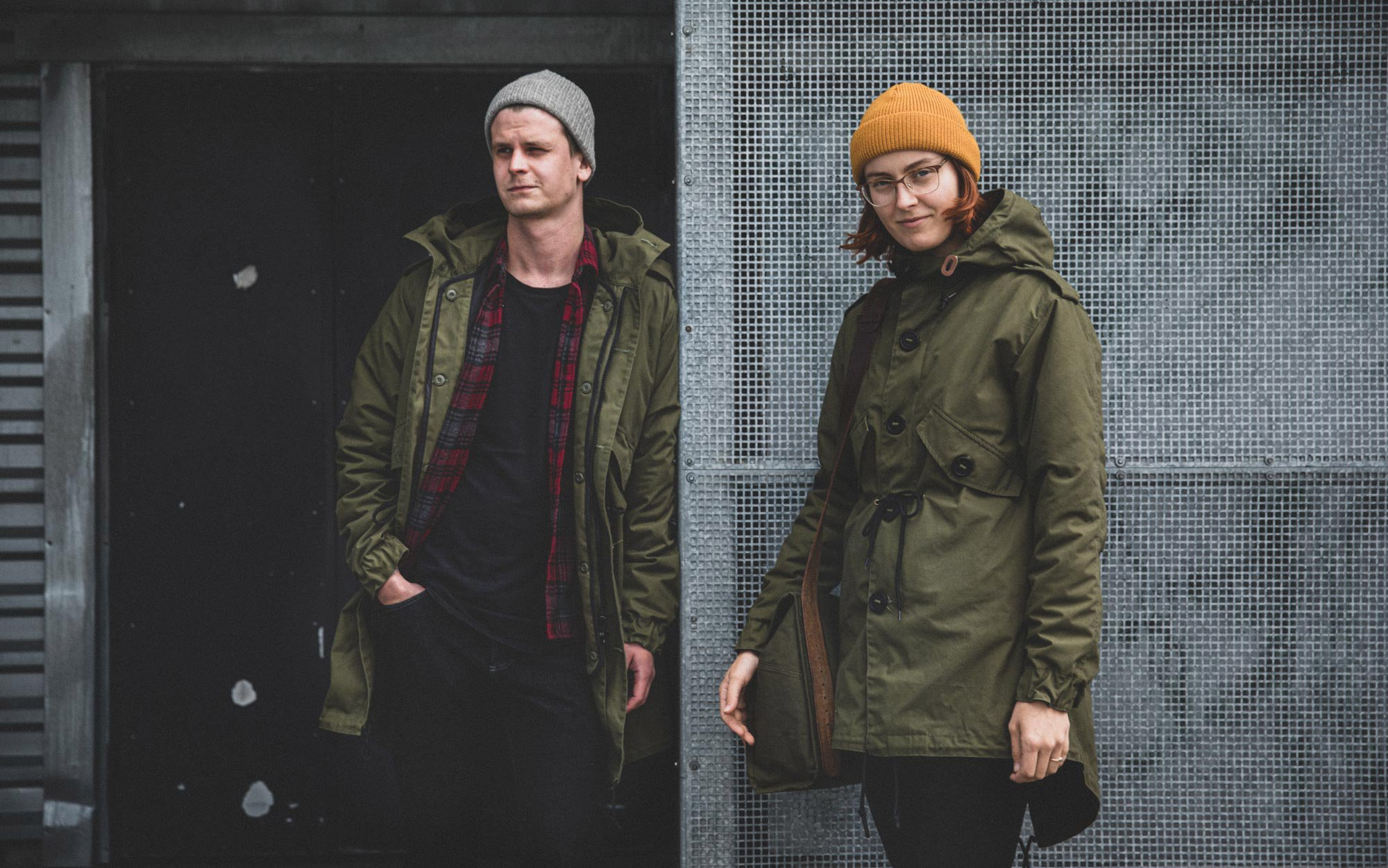 Man and woman in Särmä Windproof clothing