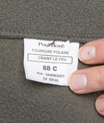 Ranskalainen fleece-takki, vihreä, ylijäämä. Valmistettu Ranskassa. Kuvan "88C / Small Regular" kokoinen takki on "Medium Regular" kokoisen jätkän päällä kuvissa.