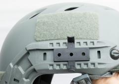 Ops-Core FAST Base Jump Military Helmet. WingLoc Adapter kiinni ARC-kiskossa.
