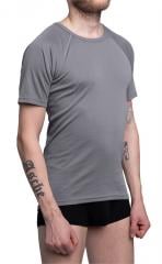 Hollantilainen tekninen T-paita, ylijäämä. Kuvassa M-kokoinen paita hoikalla 188 cm henkilöllä, rinnanympärys 96 cm.