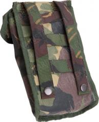 Hollantilainen kenttäpullo kupilla ja DPM-kuvioidulla taskulla, ylijäämä. Joskus saadaan myös läpällistä taskua MOLLE-tyylisenä.