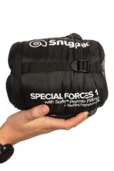 Snugpak Special Forces 1 makuupussi. Mukana piukean kokoinen kompressiopussi, 16 x 16 cm.