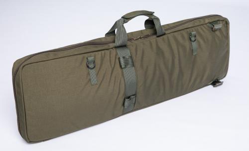 Särmä TST Kiväärilaukku. Useita eri kantotapoja eri käyttäjiä ja vaihteluntarvetta varten.