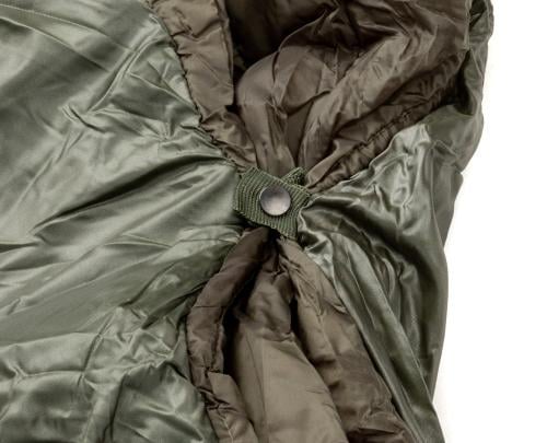 Kreikkalainen "Pattern 58" -makuupussi, ylijäämä. Enen pakkausta napsuttele nepparit kiinni, niin pussi ei tursuile ihan niin pahasti minne sattuu.